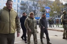 Tổng thống Zelensky đến Kherson, tuyên bố chiến tranh sắp kết thúc