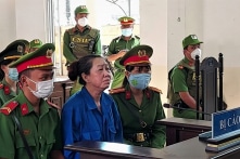 Bà “trùm” Mười Tường khai cán bộ biên phòng lấy 30.000 USD tang vật