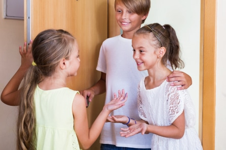 Tự kỷ: 2 yếu tố di truyền chính và triển vọng điều trị 