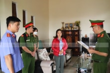Lâm Đồng: Chiếm đoạt 1,3 tỷ đồng làm sổ đỏ, cán bộ địa chính xã bị bắt