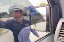 Cản đường xe cứu thương, người đàn ông ở Bình Dương bị tước bằng lái 2 tháng