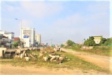 Nghệ An: Đường dài gần 1km kinh phí 281 tỷ đồng gần 2 thập kỷ chưa làm xong