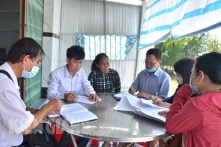 Dự đám tang của người bị ngộ độc rượu, 14 người phải cấp cứu nghi cũng do rượu