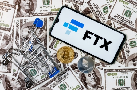 Đã nhận tài trợ từ chủ sàn tiền số FTX, đảng viên Đảng Dân Chủ sẽ giữ lại?