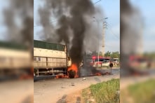 Vĩnh Phúc: Xe máy phát nổ sau cú tông mạnh vào xe tải, 2 người tử vong thương tâm