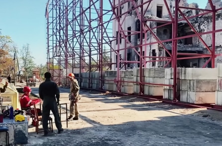 Mariupol đang được xây lại thành thành phố Nga