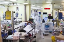Chiết Giang có triệu ca nhiễm mỗi ngày, Trung Quốc bỏ cập nhật số liệu COVID