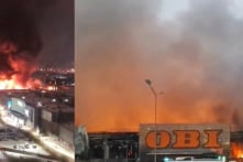 Video: Cháy lớn ở trung tâm thương mại gần Moscow