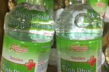 Lô nước muối Vĩnh Phúc không đạt chất lượng về giới hạn vi sinh vật bị thu hồi