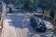 Phó giám đốc Trung tâm GDTX mặc CSGT bám trên nắp capo, tăng ga bỏ chạy