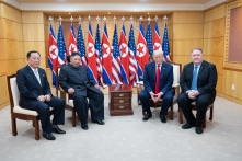 Tổng thống Donald Trump muốn nối lại quan hệ với ông Kim Jong-un