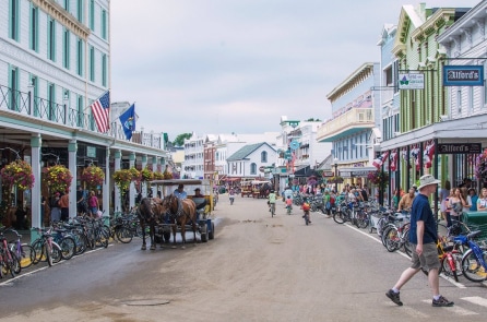 Đảo Mackinac: Nơi duy nhất ở Mỹ cấm ô tô từ năm 1898