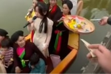 Bắc Ninh: Hội Lim cấm hát quan họ ‘ngửa nón xin tiền’