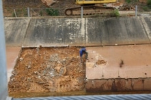 Hà Tĩnh: Kênh dẫn nước gần 1.400 tỷ đồng dùng hơn 1 năm đã nứt gãy, sụt lún