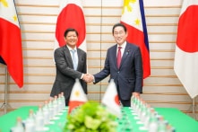 Tổng thống Philippines sẵn sàng xem xét thiết lập hiệp ước quân sự với Nhật Bản