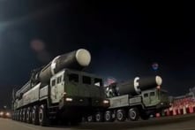 Triều Tiên khoe số lượng ICBM lớn chưa từng có tại cuộc duyệt binh trong đêm
