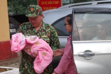 Cao Bằng: Bắt giữ nhóm người mua bán bé trai qua Trung Quốc
