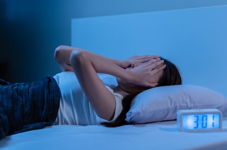 Đừng cố ép mình phải ngủ – Chuyên gia chỉ bạn liệu pháp cải thiện chứng mất ngủ