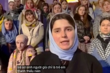 80 tín đồ UOC bị cảnh sát đuổi khỏi xe khi tới tu viện Kyiv Pechersk Lavra