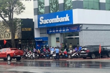 Vụ mất gần 47 tỷ đồng ở Sacombank Cam Ranh: Khách hàng muốn rút trước một nửa