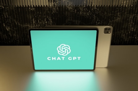 “Bố già của AI”: AI có thể hủy diệt loài người, không phải điều không tưởng