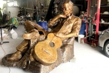 Tượng Trịnh Công Sơn sẽ được đặt bên dòng sông Hương