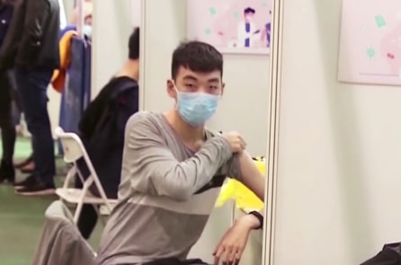 TQ: COVID-19 và cúm A bùng phát, thúc đẩy tiêm phòng, lo ngại vắc-xin làm biến đổi DNA
