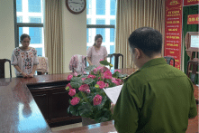 Hai nhân viên BV Cần Thơ cấu kết với người của Việt Á làm “khống” kit test… bằng nước lọc