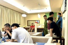 Nhóm 4 người nước ngoài và 3 cô gái Việt dùng ma túy trong villa ven biển