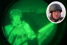 Wagner cắm cờ trên tòa thị chính Bakhmut