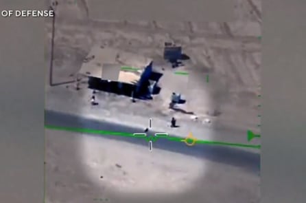 Lầu Năm Góc công bố video mới về UFO tại vùng Trung Đông