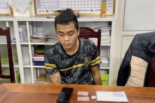 Nghi phạm bị bắt quả tang khi đang bán ma túy trong bệnh viện