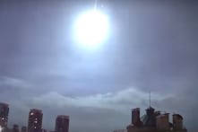 Video: Tia sáng bí ẩn xuất hiện buộc Ukraine ban hành cảnh báo hàng không