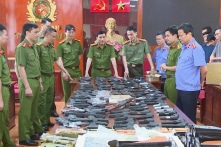 Thanh Hóa: Triệt phá đường dây mua bán vũ khí qua MXH quy mô lớn 