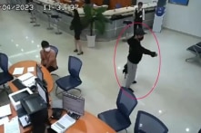 [VIDEO] Bình Dương: Trích xuất camera cảnh bắt tên cướp có súng tại ngân hàng Sacombank.