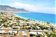 Nhiều diện tích đất ven biển ở Ninh Thuận bị lấn chiếm