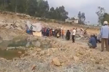 Nghệ An: Bé 9 tuổi tử vong dưới hố nước công trình không rào chắn