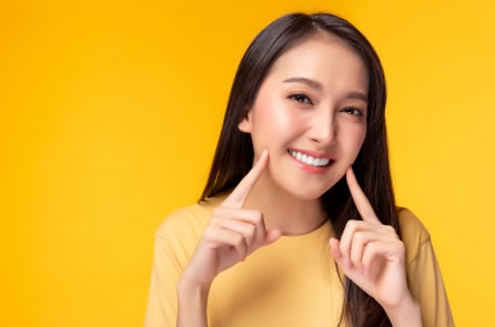 Mách bạn 9 loại thực phẩm giúp răng trắng bóng, chắc khỏe