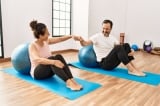 Tập thể dục cùng nhau giúp các cặp vợ chồng hạ nhiệt xung đột