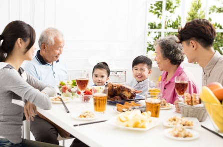 Sự đồng cảm: Một phẩm chất được kế thừa qua 3 thế hệ