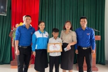 Gia Lai: Nam sinh 10 tuổi gầy gò, thấp bé cứu 2 học sinh lớp 12 bị đuối nước