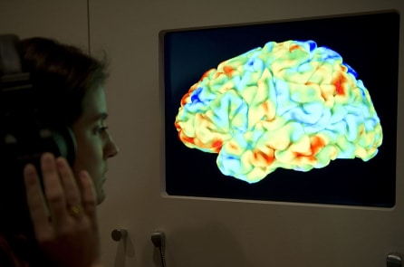 Chuyên gia Mỹ cảnh báo loại vũ khí mới phá hủy chức năng não