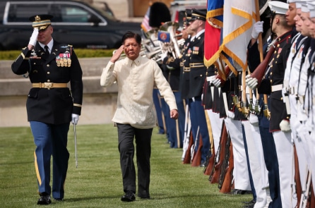 Vì sao Philippines không tin ĐCSTQ?