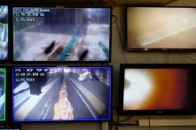 An Giang tiêu hủy hơn 6.400 chai, can, gói thuốc BVTV chứa chất cấm