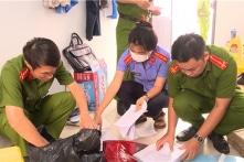 Giao dịch ‘bảo kê’ hơn 10 tỷ đồng, 4 thanh tra giao thông, 5 chủ DN bị bắt