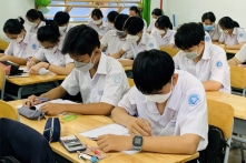 Bình Dương: Lộ đề thi, 10.000 học sinh lớp 9 phải thi lại môn Toán