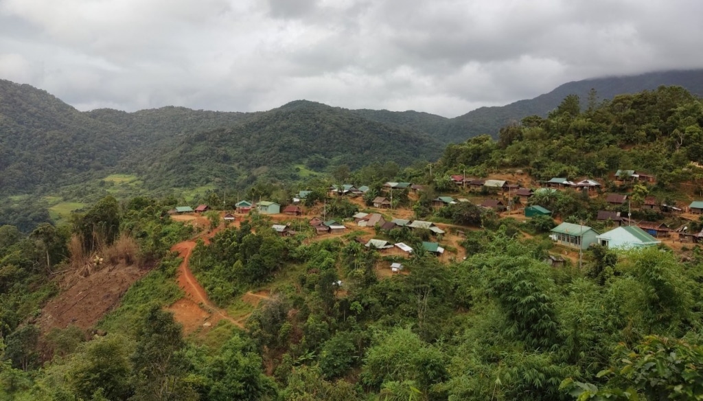 kon tum vua nhan 10 trieu tien ho tro thien tai 71 ho dan bi xa thu lai gan het