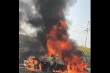 Hà Nội: Nắng nóng gay gắt, ô tô liên tục bốc cháy