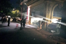 TP. Vinh: Bé gái 6 tuổi rơi từ tầng 10 xuống đất