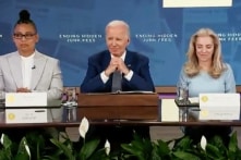 Bị hỏi về vụ hối lộ ở Ukraine, ông Biden bảo câu hỏi của phóng viên là “đần”